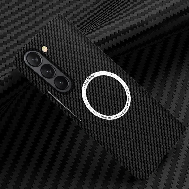 CarbonEdge Fold – Ultra-Thin MagSafe Fiber Armor